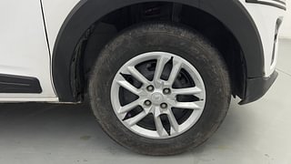 Used 2024 Renault Triber RXL Petrol Manual tyres RIGHT FRONT TYRE RIM VIEW