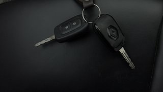 Used 2024 Renault Triber RXL Petrol Manual extra CAR KEY VIEW
