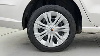 Used 2017 Skoda Rapid new [2016-2020] Active TDI Diesel Manual tyres RIGHT REAR TYRE RIM VIEW