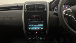 Used 2022 Renault Duster [2020-2022] RXS Petrol Petrol Manual interior MUSIC SYSTEM & AC CONTROL VIEW