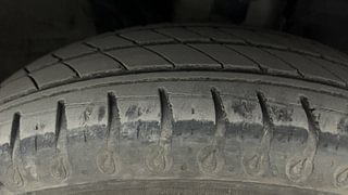 Used 2022 Renault Kwid Climber 1.0l SCE Petrol MT Petrol Manual tyres RIGHT FRONT TYRE TREAD VIEW
