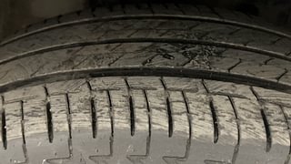 Used 2018 honda Amaze 1.2 S i-VTEC Petrol Manual tyres RIGHT FRONT TYRE TREAD VIEW