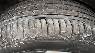 Used 2020 Hyundai Venue [2019-2022] SX 1.0  Turbo Petrol Manual tyres RIGHT REAR TYRE TREAD VIEW