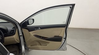 Used 2014 Hyundai Verna [2011-2015] Fluidic 1.6 VTVT SX Petrol Manual interior RIGHT FRONT DOOR OPEN VIEW