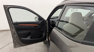 Used 2019 Renault Kwid [2017-2019] CLIMBER 1.0 Petrol Manual interior LEFT FRONT DOOR OPEN VIEW