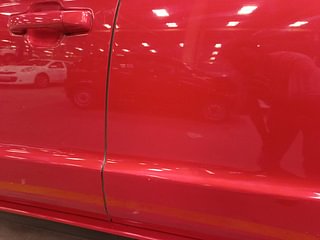 Used 2018 Mahindra TUV300 [2015-2020] T10 Dual Tone Diesel Manual dents MINOR SCRATCH