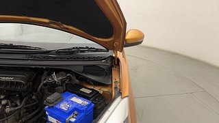 Used 2016 Tata Tiago [2016-2020] Revotron XZ Petrol Manual engine ENGINE LEFT SIDE HINGE & APRON VIEW