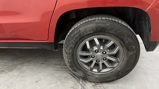 Used 2018 Mahindra TUV300 [2015-2020] T10 Dual Tone Diesel Manual tyres LEFT REAR TYRE RIM VIEW