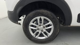 Used 2024 Renault Triber RXL Petrol Manual tyres RIGHT REAR TYRE RIM VIEW