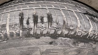 Used 2014 hyundai i10 Sportz 1.1 Petrol Petrol Manual tyres LEFT REAR TYRE TREAD VIEW