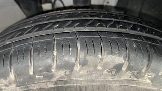 Used 2024 Renault Triber RXL Petrol Manual tyres RIGHT FRONT TYRE TREAD VIEW