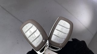 Used 2022 Hyundai Venue SX (O) 1.0 Turbo iMT Petrol Manual extra CAR KEY VIEW