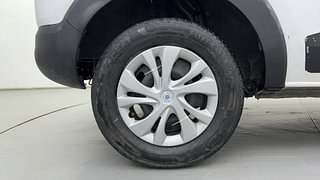 Used 2020 Renault Triber [2019-2021] RXL AMT Petrol Automatic tyres RIGHT REAR TYRE RIM VIEW