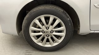 Used 2016 Toyota Etios [2010-2017] VX Petrol Manual tyres LEFT FRONT TYRE RIM VIEW