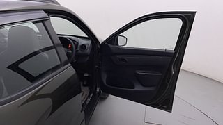 Used 2017 Renault Kwid [2015-2019] 1.0 RXT AMT Petrol Automatic interior RIGHT FRONT DOOR OPEN VIEW
