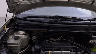 Used 2010 Hyundai i20 [2008-2012] Asta 1.4 AT Petrol Automatic engine ENGINE RIGHT SIDE HINGE & APRON VIEW