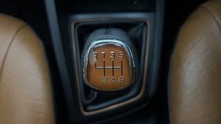 Used 2017 Hyundai i20 Active [2015-2020] 1.4 SX Diesel Manual interior GEAR  KNOB VIEW