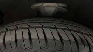 Used 2013 Hyundai i10 Sportz 1.2 AT Kappa2 Petrol Automatic tyres LEFT FRONT TYRE TREAD VIEW