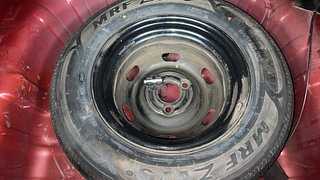 Used 2019 Renault Kwid [2017-2019] RXT 1.0 SCE Special (O) Petrol Manual tyres SPARE TYRE VIEW