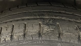 Used 2016 Toyota Etios [2010-2017] VX Petrol Manual tyres RIGHT FRONT TYRE TREAD VIEW