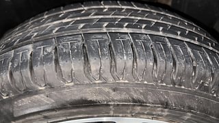 Used 2023 maruti-suzuki New Ertiga ZXI Plus Petrol Manual tyres LEFT REAR TYRE TREAD VIEW