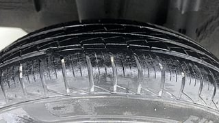 Used 2020 Renault Triber [2019-2021] RXL AMT Petrol Automatic tyres RIGHT REAR TYRE TREAD VIEW
