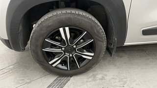 Used 2022 Renault Kwid Climber 1.0l SCE Petrol MT Petrol Manual tyres LEFT FRONT TYRE RIM VIEW