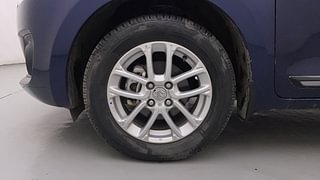 Used 2022 Maruti Suzuki Swift ZXI AMT Petrol Automatic tyres LEFT FRONT TYRE RIM VIEW