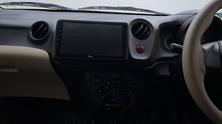 Used 2014 Honda Brio [2011-2016] EX MT Petrol Manual interior MUSIC SYSTEM & AC CONTROL VIEW