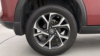 Used 2022 Toyota Urban Cruiser Hyryder V Hybrid Dual Tone Hybrid Automatic tyres RIGHT REAR TYRE RIM VIEW
