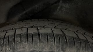 Used 2013 Hyundai i10 Sportz 1.2 AT Kappa2 Petrol Automatic tyres LEFT REAR TYRE TREAD VIEW