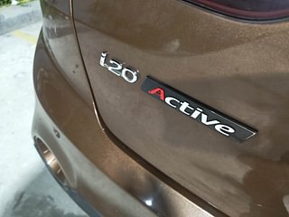 Used 2016 Hyundai i20 Active [2015-2020] 1.2 SX Petrol Manual dents MINOR SCRATCH
