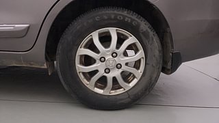 Used 2015 Honda Amaze [2013-2016] 1.2 VX AT i-VTEC Petrol Automatic tyres LEFT REAR TYRE RIM VIEW