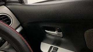 Used 2015 Maruti Suzuki Wagon R 1.0 [2010-2019] LXi Petrol Manual top_features Central locking