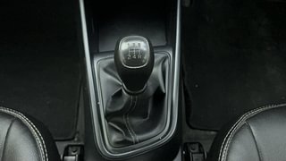 Used 2022 Hyundai New i20 Sportz 1.2 MT Petrol Manual interior GEAR  KNOB VIEW