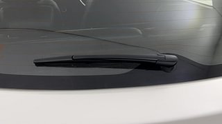 Used 2020 Maruti Suzuki Swift [2017-2021] ZXi AMT Petrol Automatic top_features Rear wiper