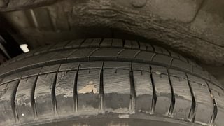 Used 2015 Maruti Suzuki Wagon R 1.0 [2010-2019] LXi Petrol Manual tyres RIGHT REAR TYRE TREAD VIEW