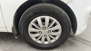 Used 2013 Hyundai i10 Sportz 1.2 AT Kappa2 Petrol Automatic tyres RIGHT FRONT TYRE RIM VIEW