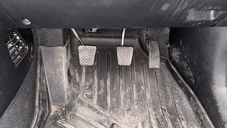 Used 2021 Hyundai Venue [2019-2022] SX 1.0  Turbo Petrol Manual interior PEDALS VIEW