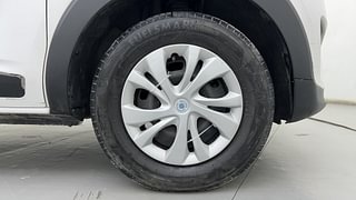 Used 2020 Renault Triber [2019-2021] RXL AMT Petrol Automatic tyres RIGHT FRONT TYRE RIM VIEW