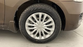 Used 2017 Maruti Suzuki Ciaz [2014-2017] VXi+ Petrol Manual tyres RIGHT FRONT TYRE RIM VIEW