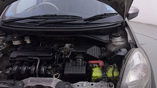 Used 2014 Honda Brio [2011-2016] EX MT Petrol Manual engine ENGINE LEFT SIDE HINGE & APRON VIEW