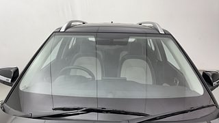 Used 2022 Hyundai Venue SX (O) 1.0 Turbo iMT Petrol Manual exterior FRONT WINDSHIELD VIEW