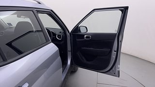 Used 2021 Hyundai Venue [2019-2022] SX 1.0  Turbo Petrol Manual interior RIGHT FRONT DOOR OPEN VIEW