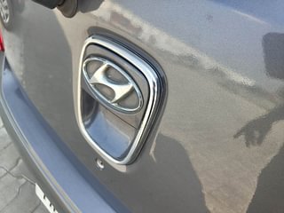 Used 2013 Hyundai i10 Sportz 1.2 AT Kappa2 Petrol Automatic dents MINOR DENT