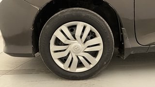 Used 2014 Honda City [2014-2017] SV Petrol Manual tyres LEFT FRONT TYRE RIM VIEW