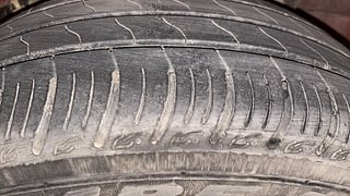 Used 2016 Honda Brio [2011-2016] VX MT Petrol Manual tyres LEFT REAR TYRE TREAD VIEW