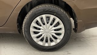 Used 2017 Maruti Suzuki Ciaz [2014-2017] VXi+ Petrol Manual tyres LEFT REAR TYRE RIM VIEW