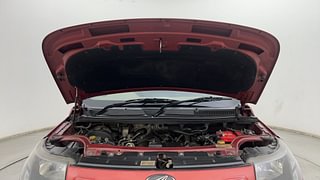 Used 2018 Mahindra TUV300 [2015-2020] T10 Dual Tone Diesel Manual engine ENGINE & BONNET OPEN FRONT VIEW