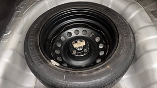 Used 2014 Hyundai Verna [2011-2015] Fluidic 1.6 VTVT SX Petrol Manual tyres SPARE TYRE VIEW
